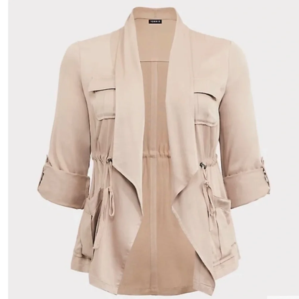 TORRID TAN TWILL DRAPE ANORAK - Picture 3 of 9
